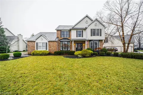 648 Bridgeside, Avon Lake, OH 44012