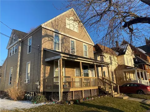 312 3rd St SE, Massillon, OH 44646