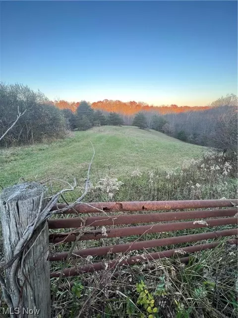 0 Dugan Rd, Belpre, OH 45714