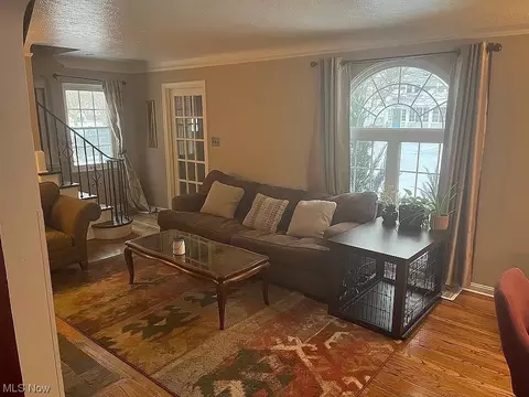 Living - 151 E 208th St, Euclid, OH 44123 photo 5 of 6