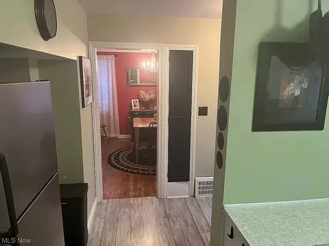 Bath - 151 E 208th St, Euclid, OH 44123 photo 1 of 4