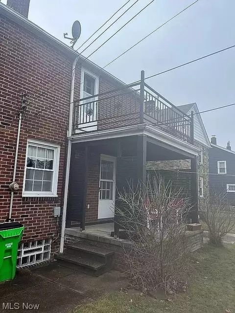 Exterior - 151 E 208th St, Euclid, OH 44123 photo 2 of 3
