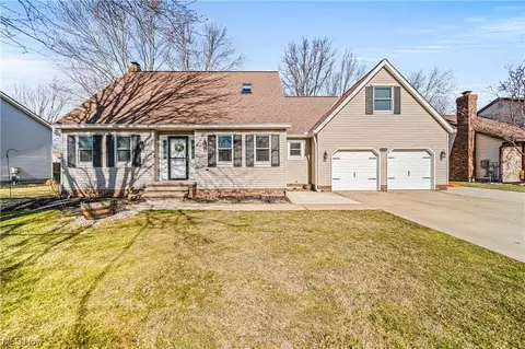 7797 Barnaby Ln, Mentor, OH 44060