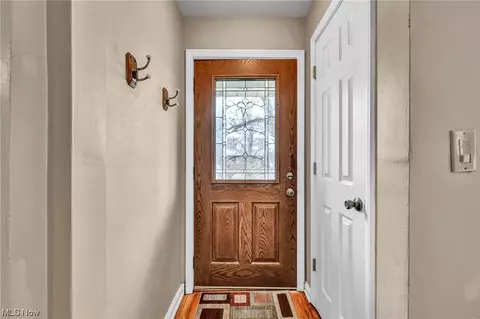 Entry Way - 3016 Brookview Blvd, Parma, OH 44134 photo 1 of 2