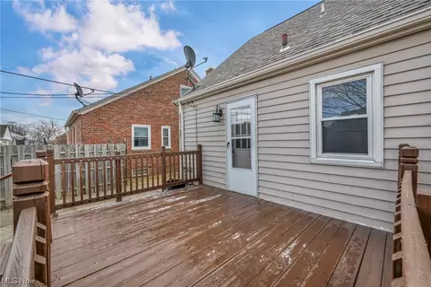 Exterior - 3016 Brookview Blvd, Parma, OH 44134 photo 13 of 14