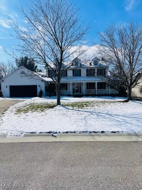 9302 Bletchley NW, North Canton, OH 44720