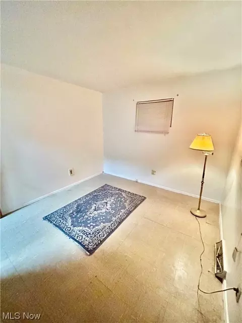 Entry Way - 2149 E 39th St, Lorain, OH 44055 photo 1 of 1