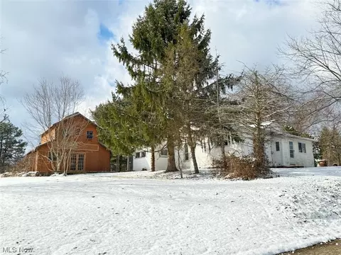 19181 Taylor Ridge Rd, Glouster, OH 45732