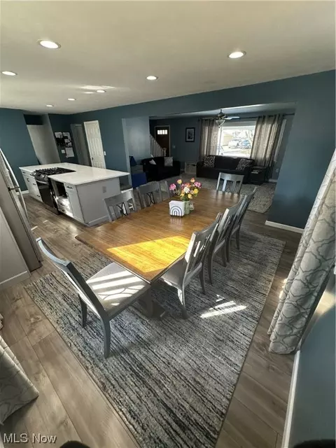 Dining - 331 University Ave, Elyria, OH 44035 photo 1 of 2