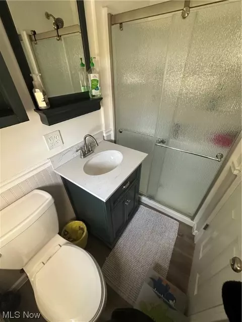 Bath - 331 University Ave, Elyria, OH 44035 photo 1 of 2