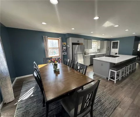 Dining - 331 University Ave, Elyria, OH 44035 photo 2 of 2