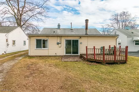 Exterior - 813 North Ave, Painesville, OH 44077 photo 4 of 8