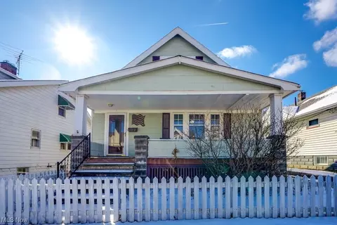 10912 Park Heights Ave, Garfield Heights, OH 44125