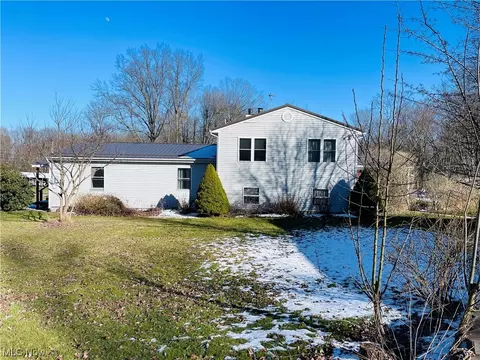 7274 Tessmer Rd, Williamsfield, OH 44093