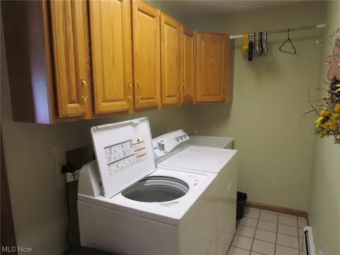 Kitchen - 44 Chaffee Dr, Orwell, OH 44076 photo 7 of 7