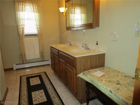 Bath - 44 Chaffee Dr, Orwell, OH 44076 photo 1 of 4