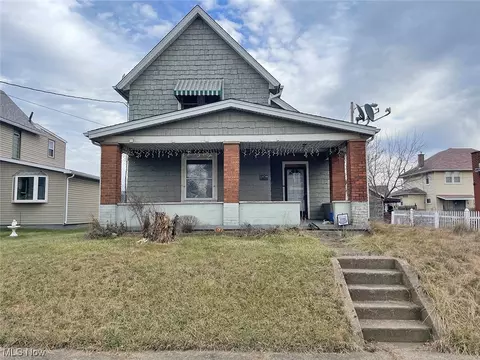1438 Stark Ave SW, Canton, OH 44706