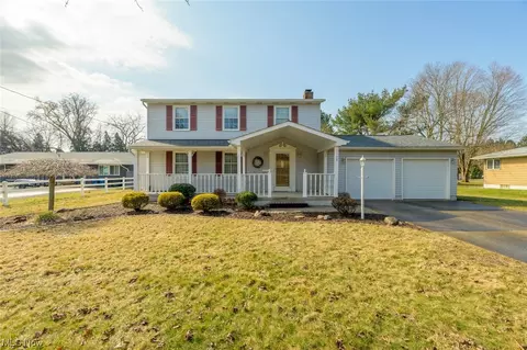 1128 Lower Dr, Kent, OH 44240