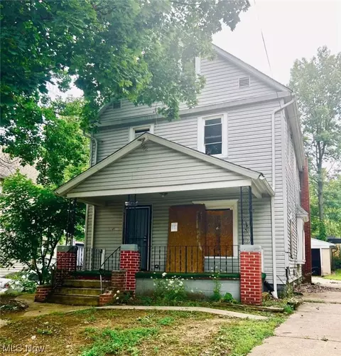 875 Baird St, Akron, OH 44306