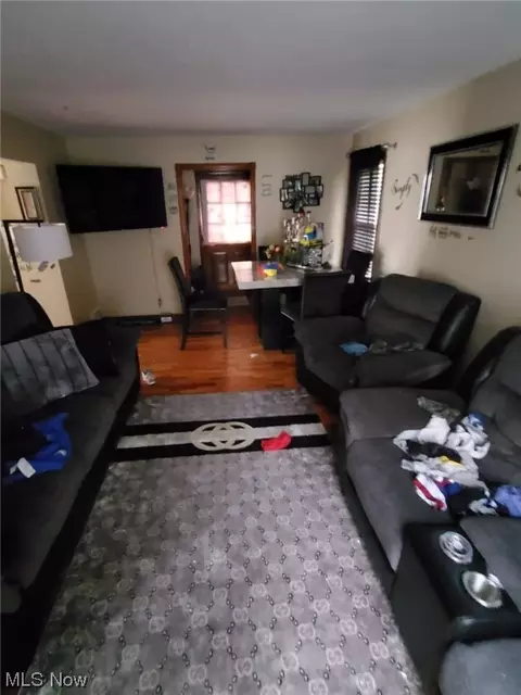 Living - 765 E 256th St, Euclid, OH 44132 photo 1 of 3
