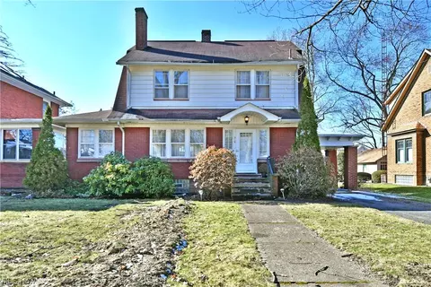 315 Fairmount Ave NE, Warren, OH 44483