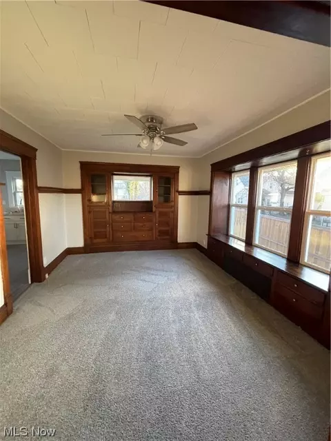 Entry Way - 268 E Tallmadge, Akron, OH 44310 photo 1 of 3