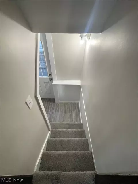 Entry Way - 268 E Tallmadge, Akron, OH 44310 photo 2 of 3