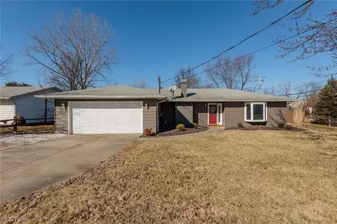 20466 Westwood Dr, Strongsville, OH 44149