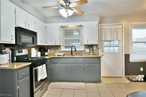 338 340 Overlook Blvd, Struthers, OH 44471 photo 10