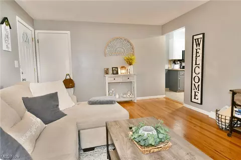 338 340 Overlook Blvd, Struthers, OH 44471 photo 4