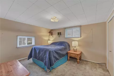 Bedroom - 76 W 5th Ave, Berea, OH 44017 photo 7 of 10