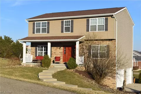 46011 Country Lake Dr, Saint Clairsville, OH 43950
