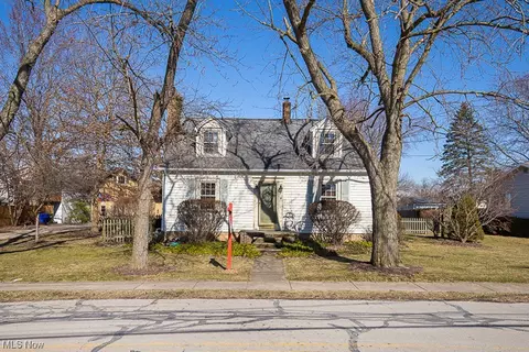 109 Liberty St, Lagrange, OH 44050