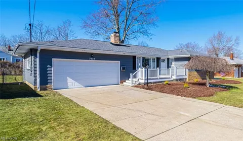 3924 Artmar, Youngstown, OH 44515