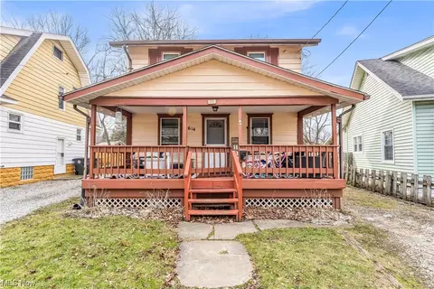 614 Hallie Ave, Akron, OH 44305