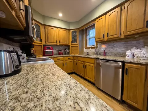 Kitchen - 384 State Rd, Geneva, OH 44041 photo 3 of 5