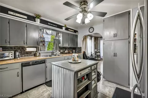 Kitchen - 3060 Long, Akron, OH 44312 photo 1 of 3