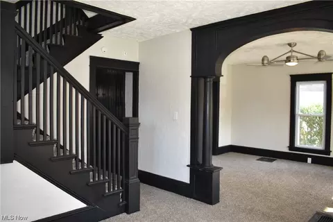 Entry Way - 1807 E 47th St, Ashtabula, OH 44004 photo 1 of 4