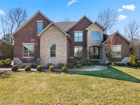 6762 Langston Run, Canfield, OH 44406