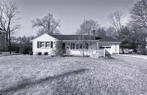 827 S Rockhill Ave, Alliance, OH 44601