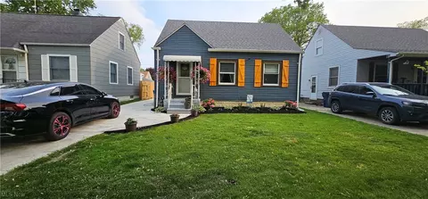 3202 Lincoln St, Lorain, OH 44052