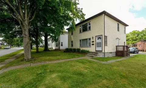 2486 21st St, Cuyahoga Falls, OH 44223