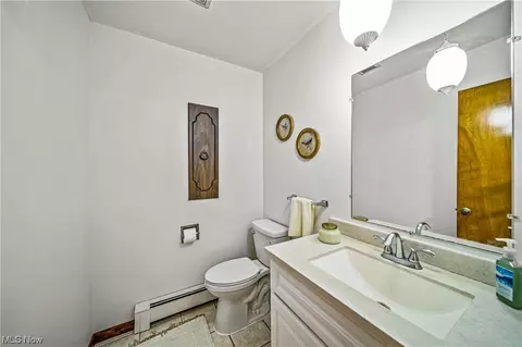 Bath - 1305 Garrison Rd, Ashtabula, OH 44004 photo 1 of 3