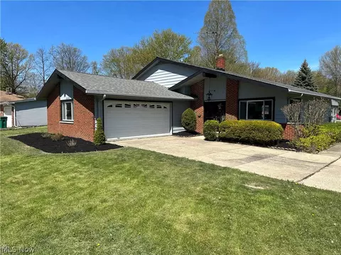 8089 Meadowdale, Mentor, OH 44060