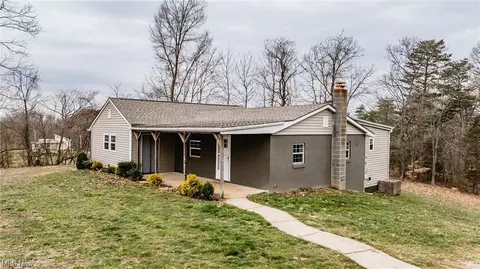 2815 Sealy Ridge Rd, Vincent, OH 45784