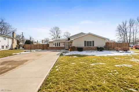 26717 Caton, North Olmsted, OH 44070