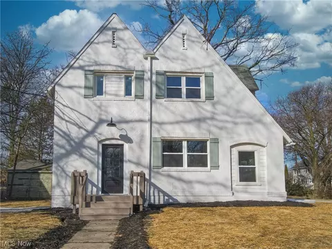498 Watson, Akron, OH 44305