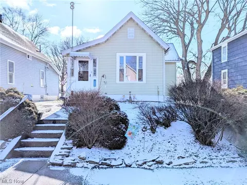 1233 Borden SW, Massillon, OH 44647