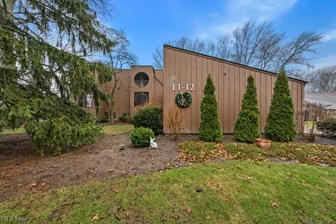 33803 Electric Blvd #E2, Avon Lake, OH 44012