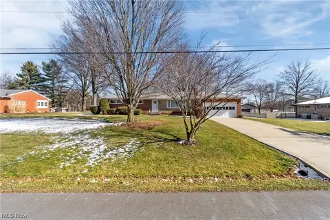 3928 Hyatt Ave NW, Massillon, OH 44646